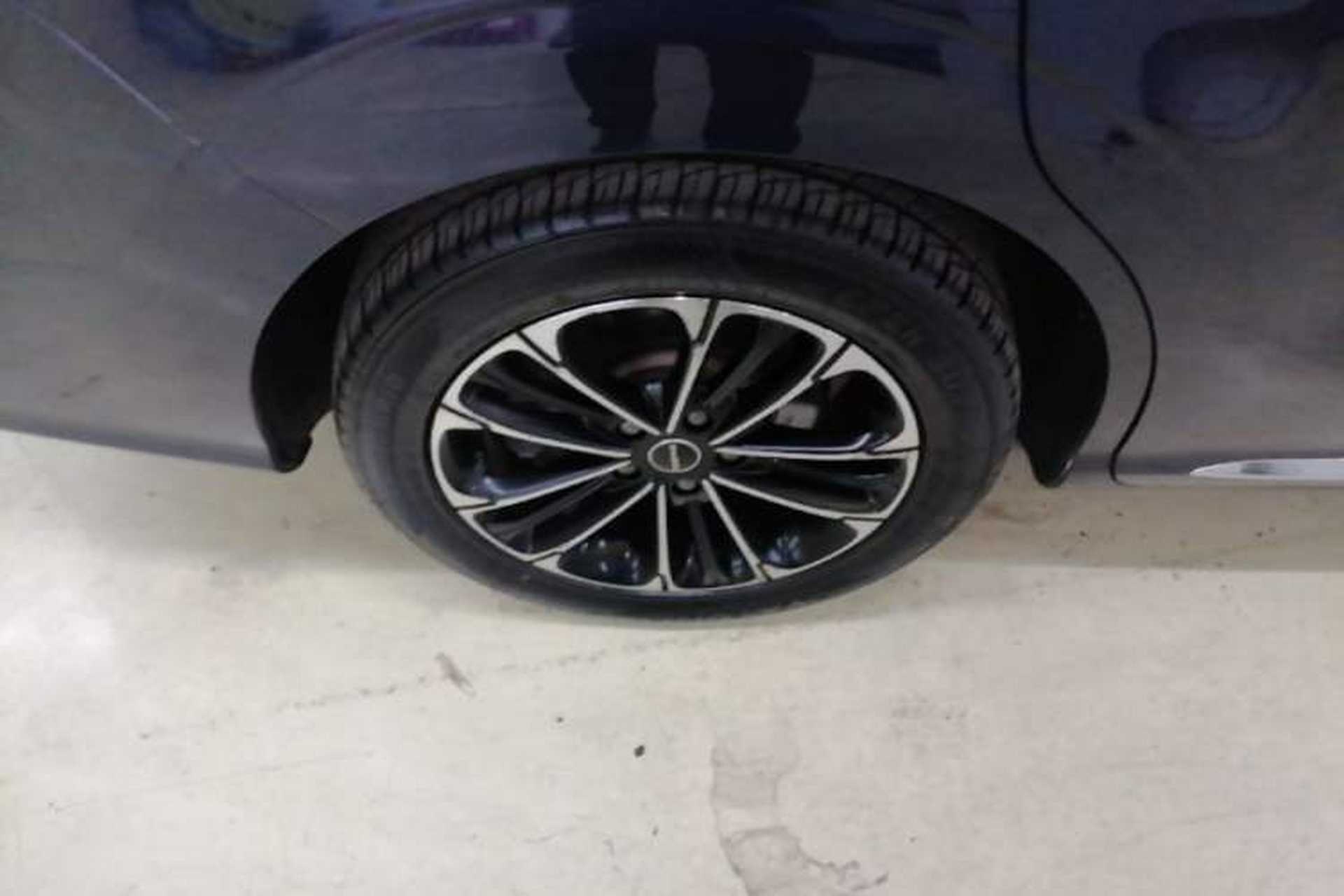 Used Roewe iMAX8 2021 400TGI Supreme Series Prestige Edition Right Rear Wheel Hub