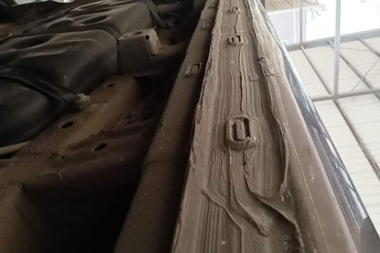 Used Roewe iMAX8 2021 400TGI Supreme Series Ultimate Edition Right Side Sill
