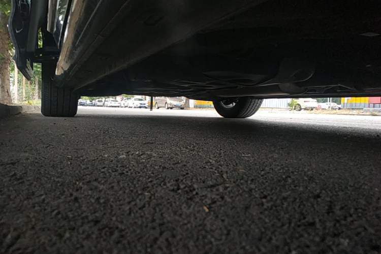 Used Roewe iMAX8 2021 400TGI Supreme Series Prestige Edition Right Side Sill