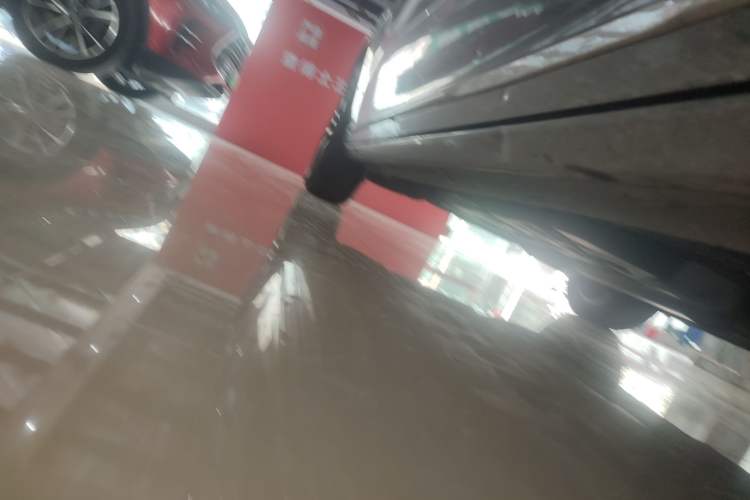 Used Roewe iMAX8 2021 400TGI Supreme Series Prestige Edition Right Side Sill
