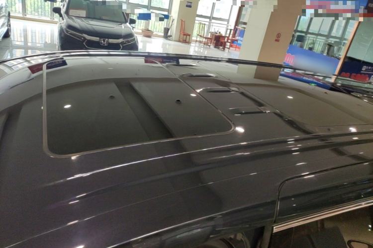 Used Roewe iMAX8 2021 400TGI Supreme Series Prestige Edition Roof
