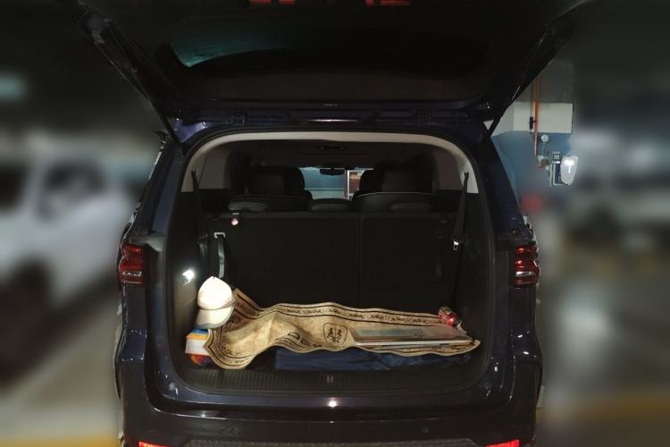 Used Roewe iMAX8 2021 400TGI Flagship Edition Trunk