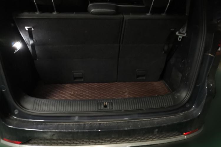 Used Roewe iMAX8 2021 400TGI Flagship Edition Trunk