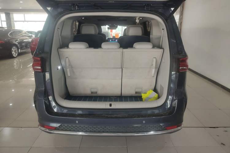 Used Roewe iMAX8 2021 400TGI Supreme Series Prestige Edition Trunk