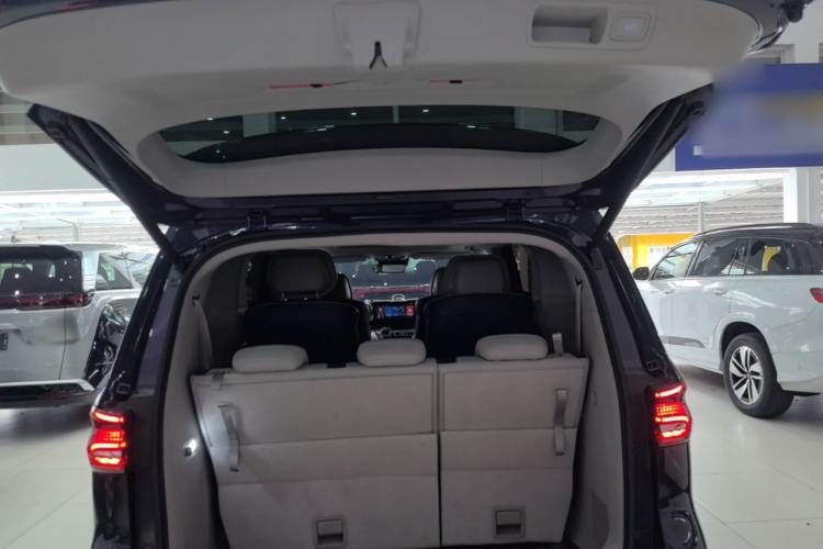 Used Roewe iMAX8 2021 400TGI Supreme Series Prestige Edition Trunk