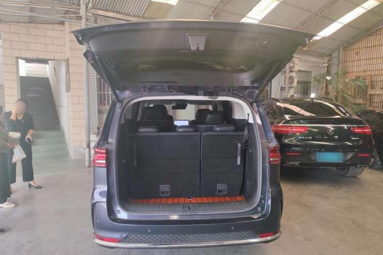 Used Roewe iMAX8 2021 400TGI Supreme Series Prestige Edition Trunk