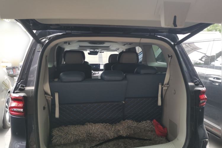 Used Roewe iMAX8 2021 400TGI Supreme Series Prestige Edition Trunk