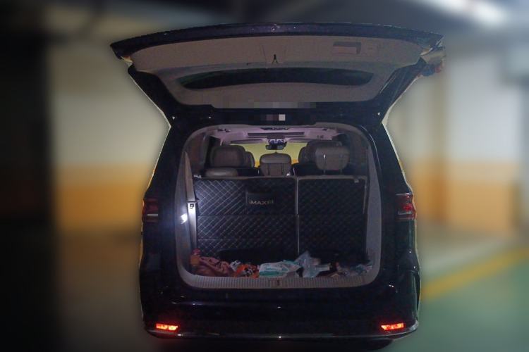 Used Roewe iMAX8 2021 400TGI Supreme Series Prestige Edition Trunk
