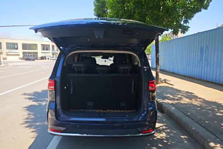 Used Roewe iMAX8 2021 400TGI Supreme Series Prestige Edition Trunk