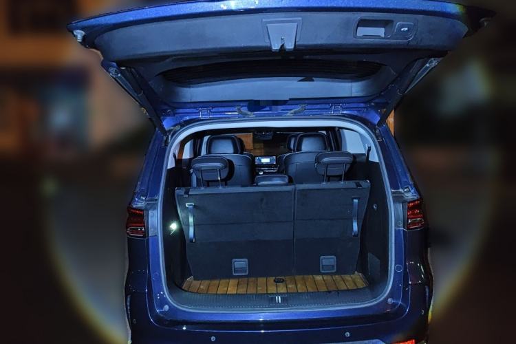 Used Roewe iMAX8 2021 400TGI Supreme Series Prestige Edition Trunk