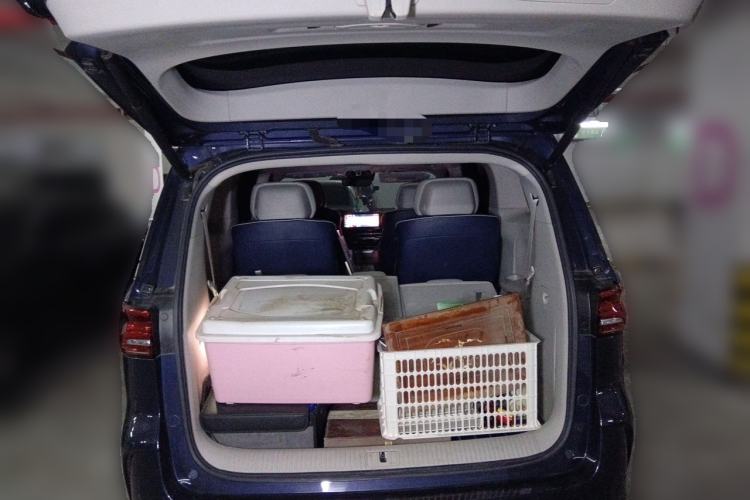 Used Roewe iMAX8 2021 400TGI Supreme Series Prestige Edition Trunk