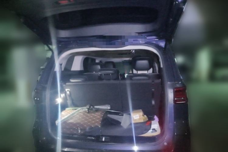Used Roewe iMAX8 2021 400TGI Flagship Edition Trunk