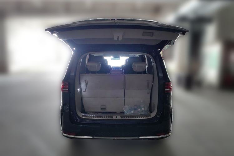 Used Roewe iMAX8 2021 400TGI Supreme Series Prestige Edition Trunk