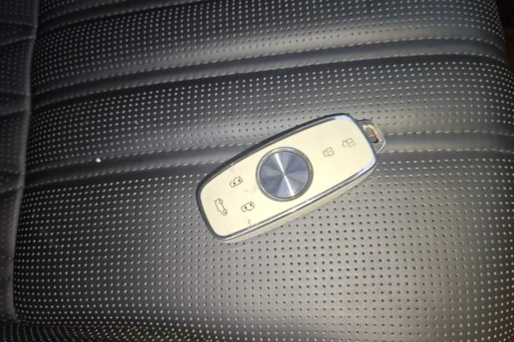 Used Roewe iMAX8 2021 400TGI Supreme Series Prestige Edition Vehicle Key
