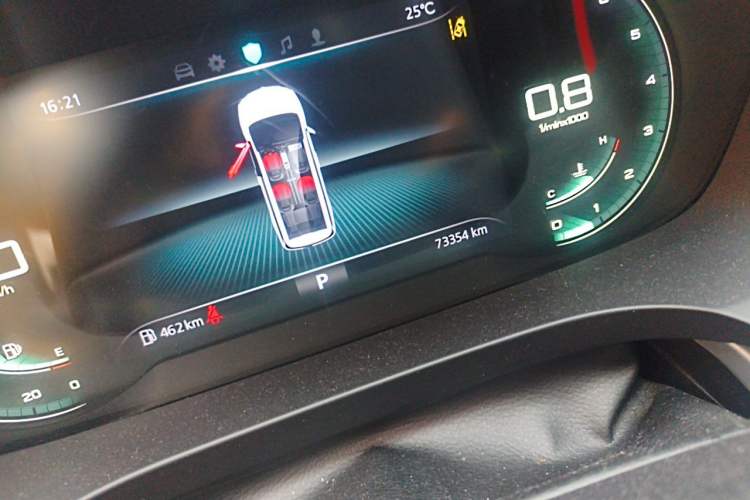 Used Roewe iMAX8 2021 400TGI Supreme Series Prestige Edition Odometer Close Up