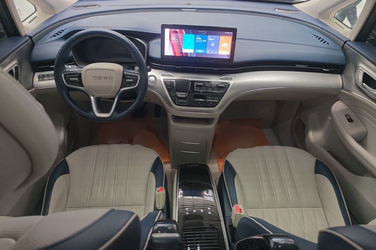 Used Roewe iMAX8 2021 400TGI Supreme Series Ultimate Edition Center Console