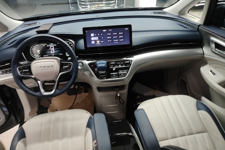 Used Roewe iMAX8 2021 400TGI Supreme Series Prestige Edition Center Console