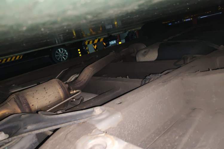 Used Roewe iMAX8 2021 400TGI Flagship Edition Chassis Front Right
