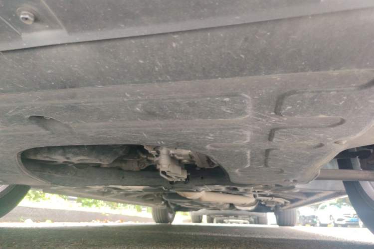 Used Roewe iMAX8 2021 400TGI Supreme Series Ultimate Edition Chassis Front Right