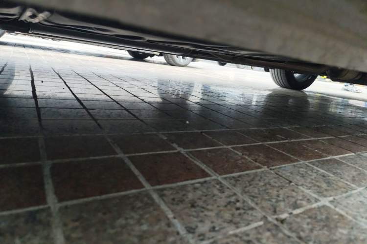 Used Roewe iMAX8 2021 400TGI Supreme Series Prestige Edition Chassis Rear Right