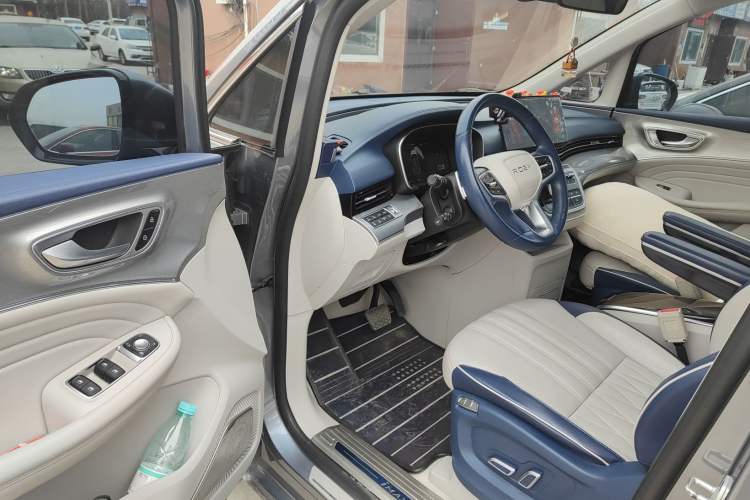 Used Roewe iMAX8 2021 400TGI Supreme Series Ultimate Edition Driver Seat