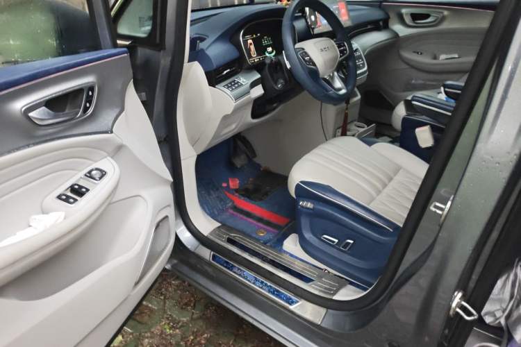 Used Roewe iMAX8 2021 400TGI Supreme Series Ultimate Edition Driver Seat