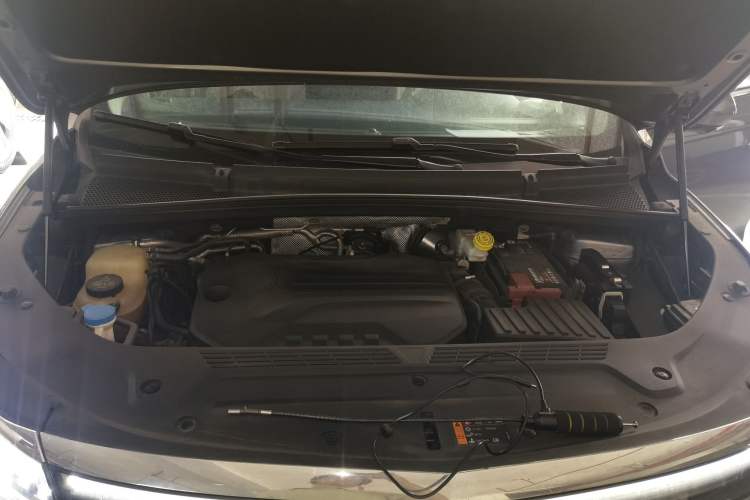 Used Roewe iMAX8 2021 400TGI Supreme Series Prestige Edition Engine Bay