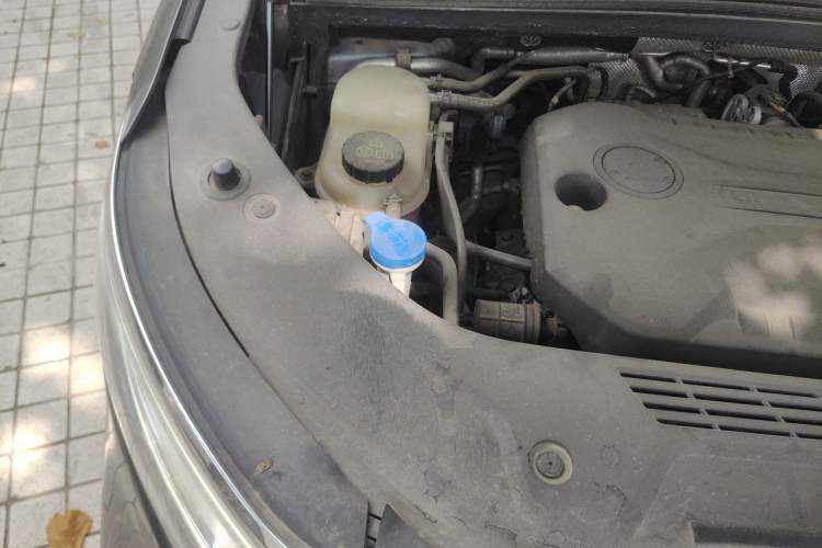 Used Roewe iMAX8 2021 400TGI Flagship Edition Engine Bay Right