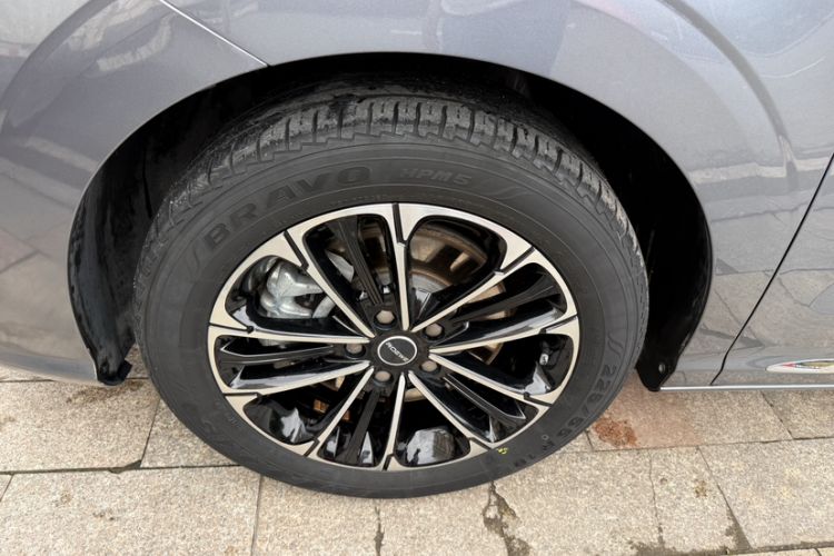 Used Roewe iMAX8 2021 Model 400TGI Exclusive Version for Key Accounts Exterior 5
