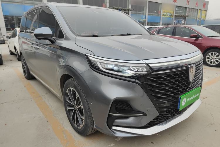 Used Roewe iMAX8 2021 400TGI Supreme Series Ultimate Edition Front Right 45 Deg