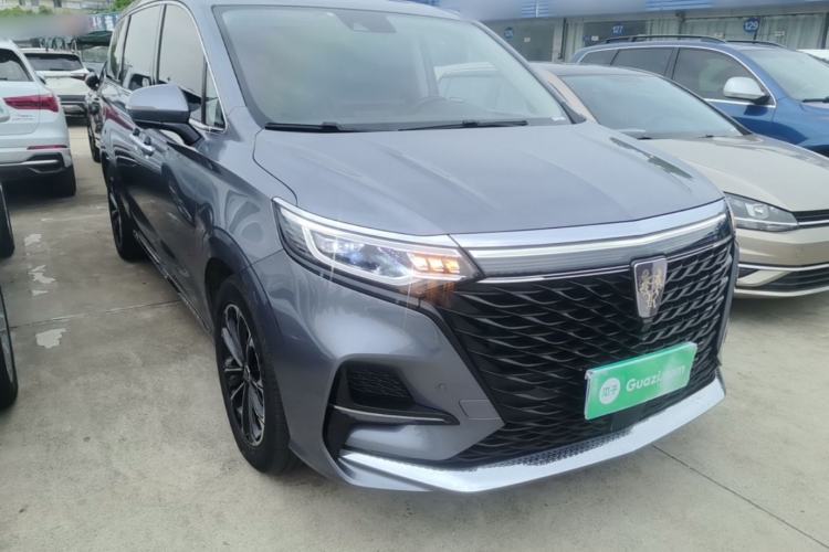 Used Roewe iMAX8 2021 400TGI Supreme Series Prestige Edition Front Right 45 Deg