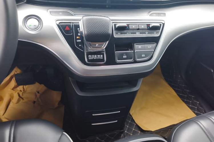 Used Roewe iMAX8 2021 Model 400TGI Exclusive Version for Key Accounts Gear Lever
