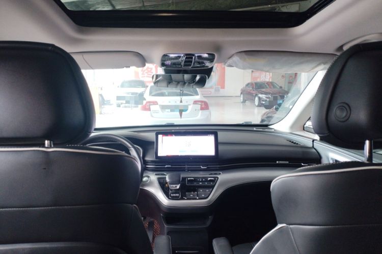 Used Roewe iMAX8 2021 400TGI Supreme Series Prestige Edition Headliner