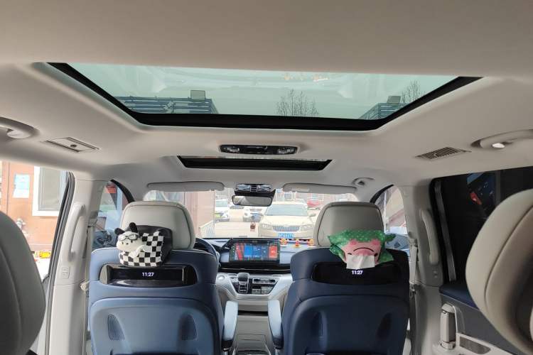 Used Roewe iMAX8 2021 400TGI Supreme Series Ultimate Edition Headliner