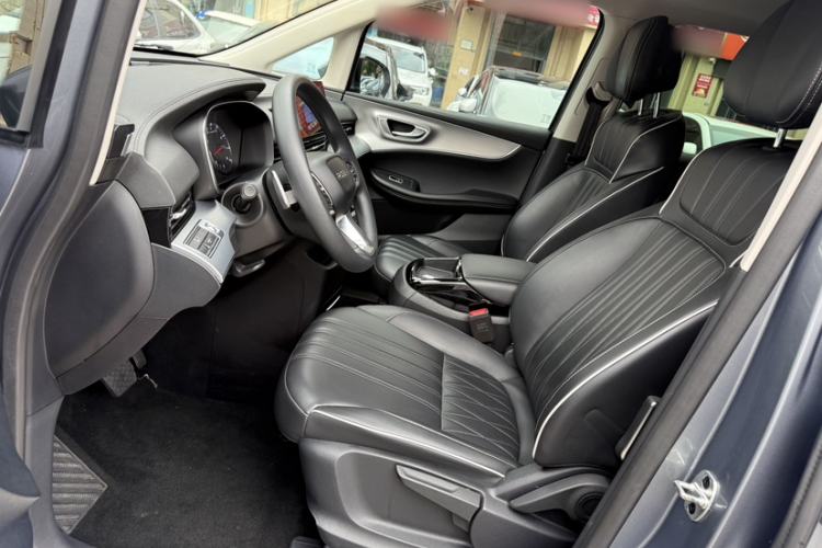 Used Roewe iMAX8 2021 Model 400TGI Exclusive Version for Key Accounts Interior 2