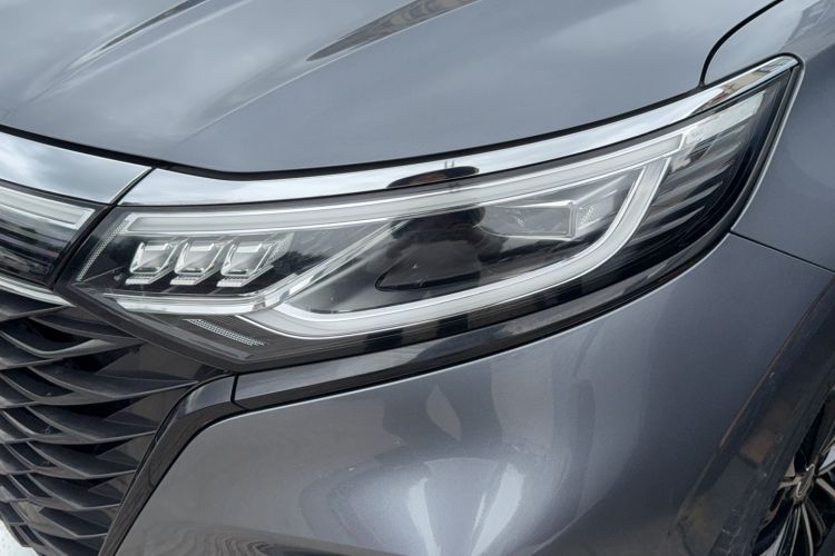 Used Roewe iMAX8 2021 Model 400TGI Exclusive Version for Key Accounts Left Front Headlight