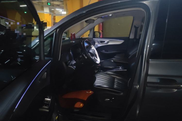 Used Roewe iMAX8 2021 400TGI Supreme Series Lu Zun Edition Left Front Seat