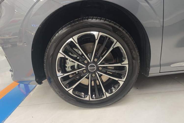 Used Roewe iMAX8 2021 400TGI Supreme Series Ultimate Edition Left Front Wheel Hub