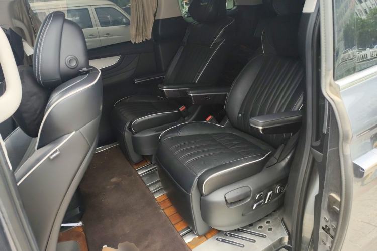 Used Roewe iMAX8 2021 400TGI Supreme Series Prestige Edition Left Rear Seat