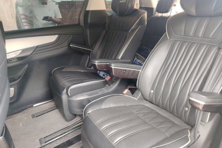 Used Roewe iMAX8 2021 400TGI Supreme Series Prestige Edition Left Rear Seat