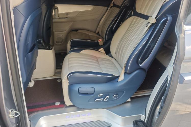 Used Roewe iMAX8 2021 400TGI Supreme Series Prestige Edition Left Rear Seat