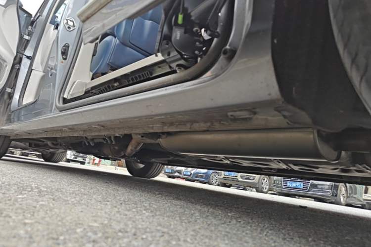 Used Roewe iMAX8 2021 400TGI Supreme Series Prestige Edition Left Side Sill