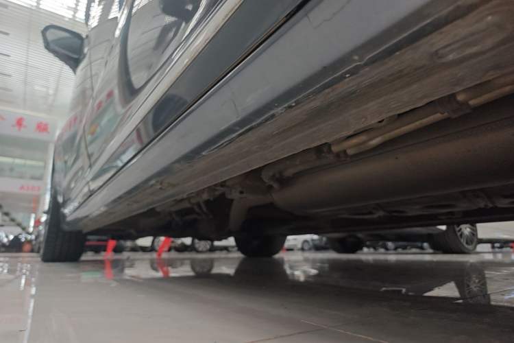 Used Roewe iMAX8 2021 400TGI Supreme Series Ultimate Edition Left Side Sill