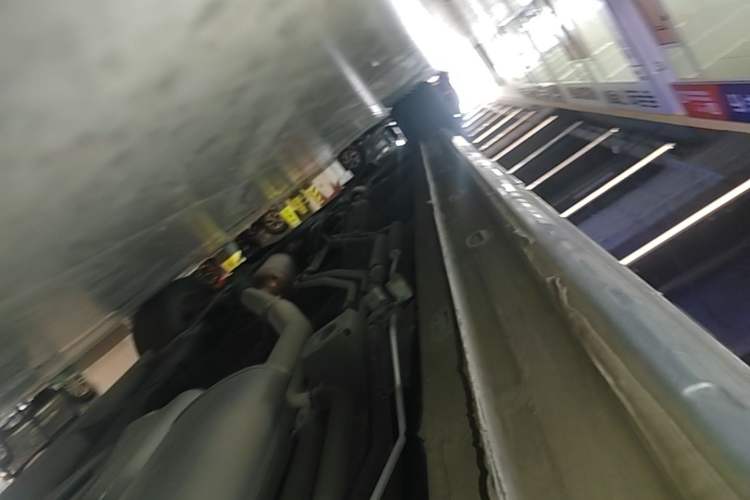 Used Roewe iMAX8 2021 400TGI Flagship Edition Left Side Sill