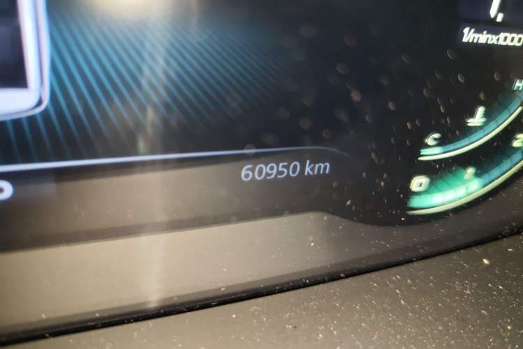 Used Roewe iMAX8 2021 400TGI Flagship Edition Odometer Close Up