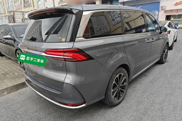 Used Roewe iMAX8 2021 400TGI Supreme Series Prestige Edition Rear Right 45 Deg