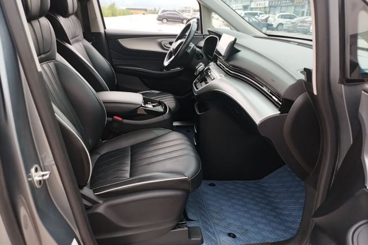 Used Roewe iMAX8 2021 400TGI Flagship Edition Right Front Seat