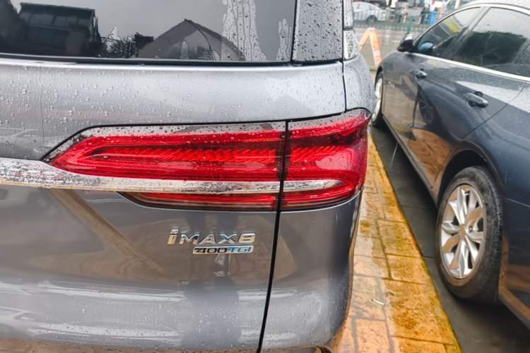 Used Roewe iMAX8 2021 Model 400TGI Exclusive Version for Key Accounts Right Rear Taillight