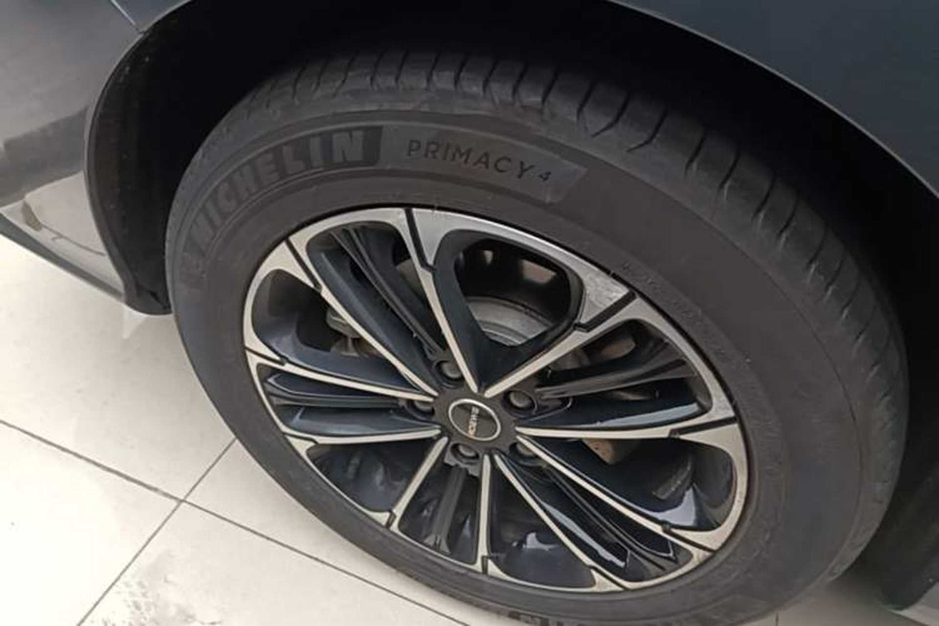 Used Roewe iMAX8 2021 400TGI Supreme Series Lu Zun Edition Right Rear Wheel Hub