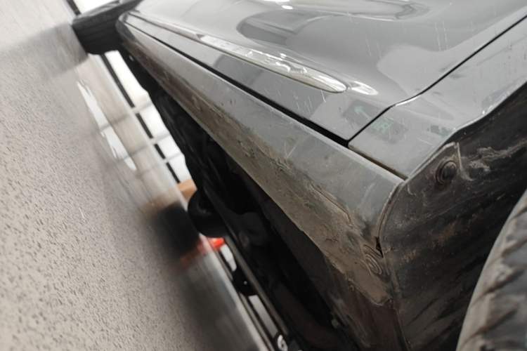 Used Roewe iMAX8 2021 400TGI Supreme Series Prestige Edition Right Side Sill